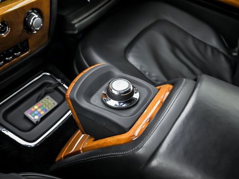 Used 2008 Rolls-Royce Phantom Drophead Coupe RWD image 42