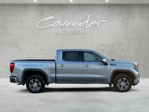 Certified 2025 GMC Sierra 1500 SLT image 15