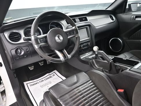 Used 2013 Ford Mustang Shelby GT500 w/ Electronics Pkg RWD image 12