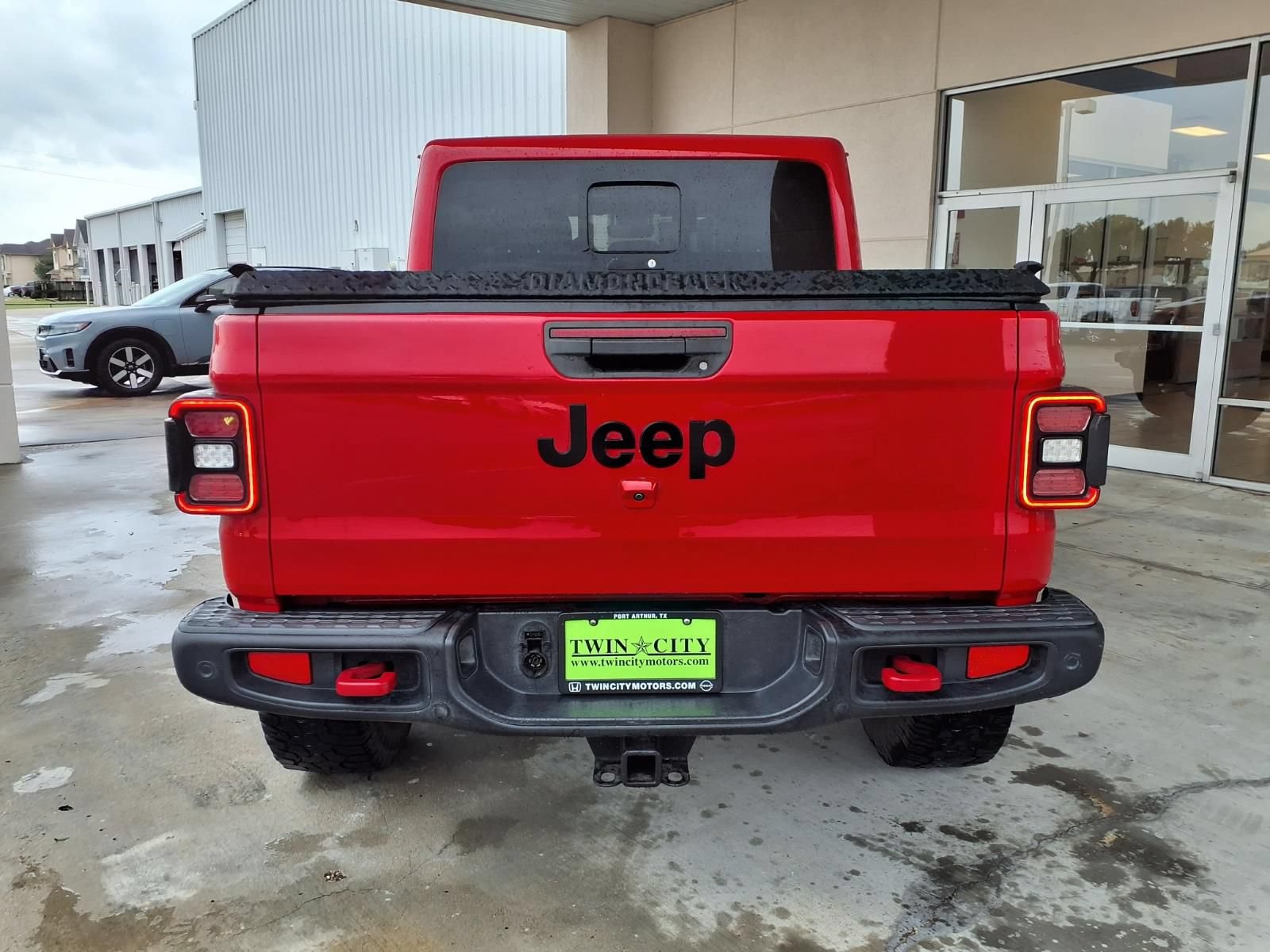 Used 2020 Jeep Gladiator Rubicon AWD/4WD image 8
