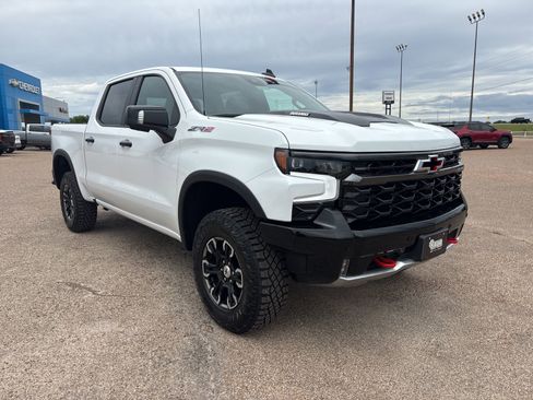New 2026 Chevrolet Silverado 1500 ZR2 AWD/4WD image 8