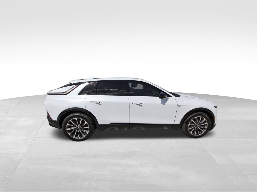 New 2027 Cadillac Lyriq Sport RWD image 5