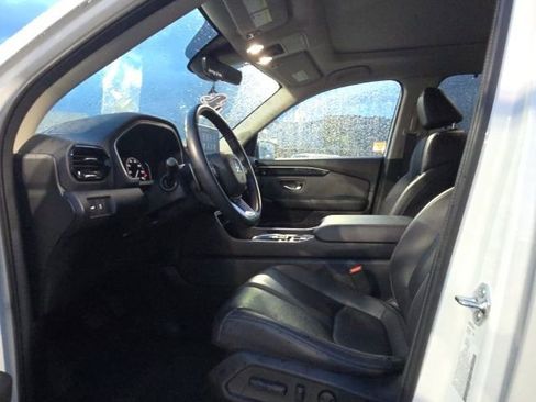 Certified 2024 Honda Pilot Touring image 19