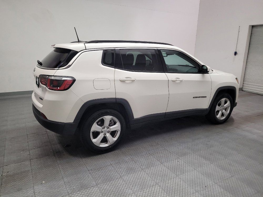 Used 2018 Jeep Compass Latitude w/ Popular Equipment Group FWD image 10