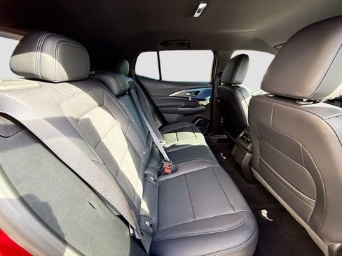 New 2026 Chevrolet Equinox EV LT image 27