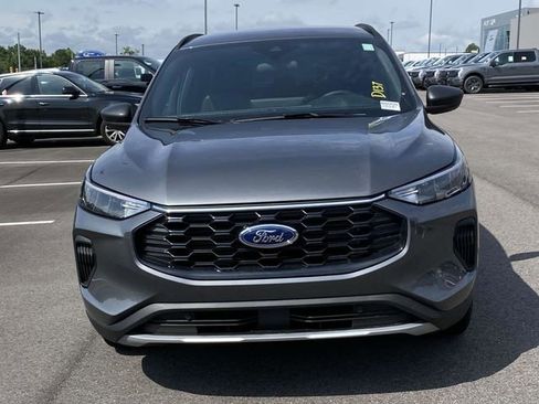 Used 2025 Ford Escape ST-Line w/ Equipment Group 301A FWD image 8