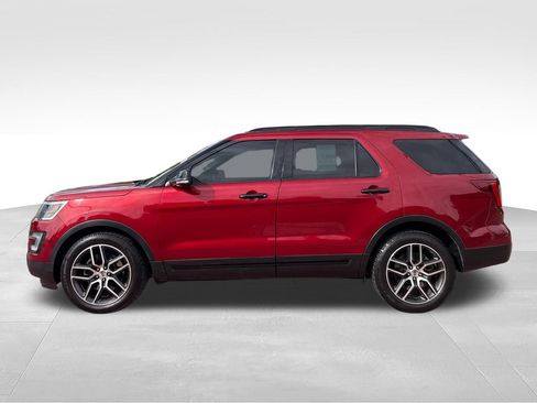 Used 2016 Ford Explorer Sport w/ Equipment Group 401A AWD/4WD image 4
