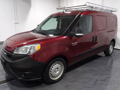 Used 2019 RAM ProMaster City Tradesman image 4