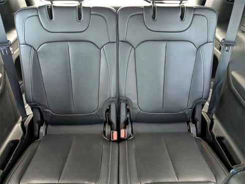 Used 2024 Jeep Grand Cherokee L Limited w/ Luxury Tech Group II image 35