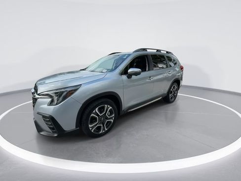 Certified 2023 Subaru Ascent Touring AWD/4WD image 4