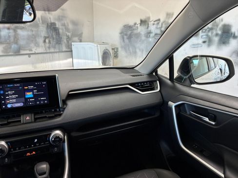 Used 2025 Toyota RAV4 XLE w/ Convenience Package image 37