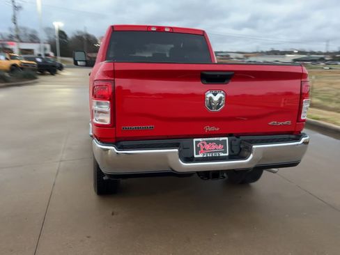 Used 2024 RAM 2500 Big Horn w/ Bed Utility Group image 8