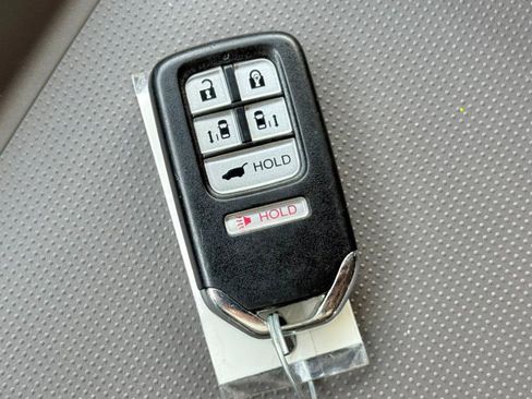 Used 2015 Honda Odyssey EX-L image 29