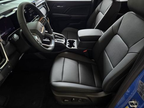 New 2026 GMC Canyon Elevation w/ Convenience Package RWD image 9