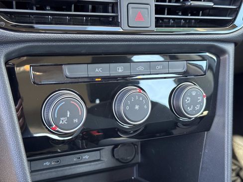 Certified 2023 Volkswagen Taos S image 15