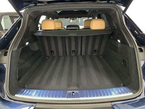 New 2025 Porsche Cayenne image 13
