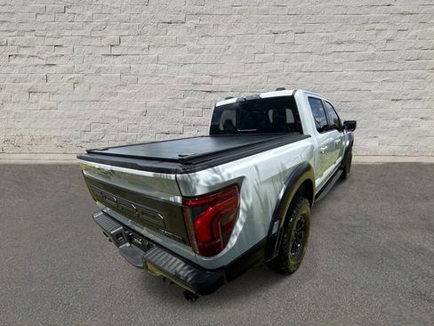 Used 2025 Ford F150 Raptor AWD/4WD image 5