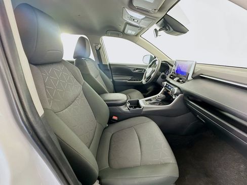 Certified 2024 Toyota RAV4 XLE FWD image 27