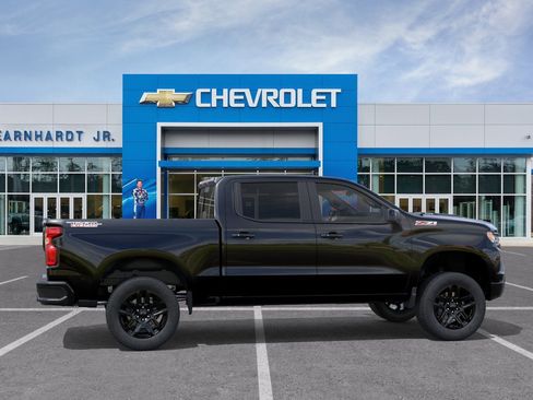 New 2026 Chevrolet Silverado 1500 LT Trail Boss w/ Convenience Package II AWD/4WD image 7