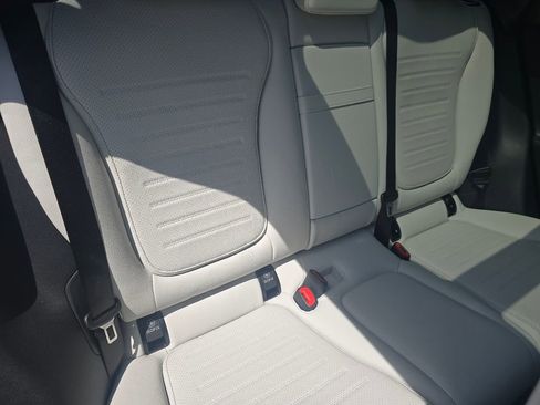 Certified 2026 Mercedes-Benz GLC 300 4MATIC image 23