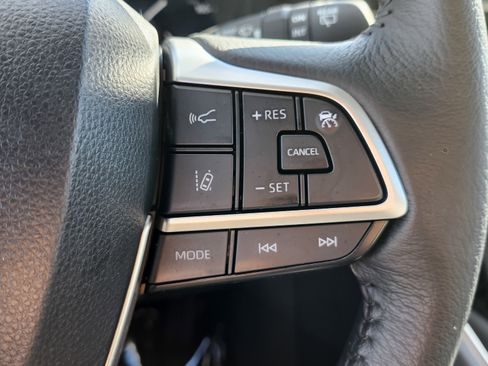 Used 2024 Toyota Sienna XLE w/ XLE Plus Package image 36