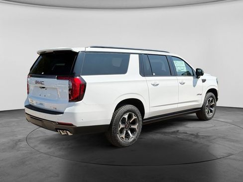 New 2026 GMC Yukon XL AT4 Ultimate AWD/4WD image 10