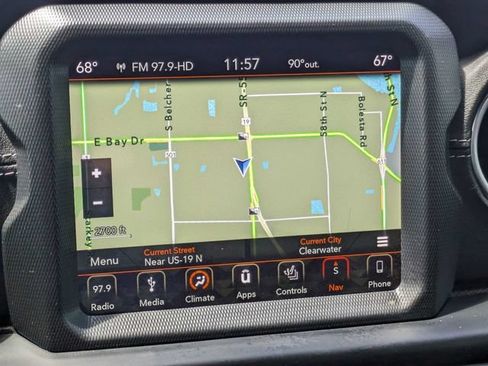 Used 2019 Jeep Wrangler Unlimited Sahara w/ Dual Top Group AWD/4WD image 22