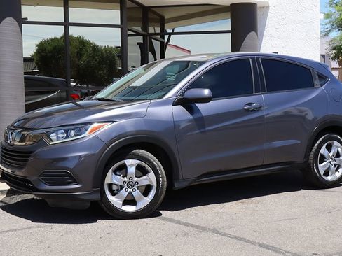 Used 2020 Honda HR-V LX image 3
