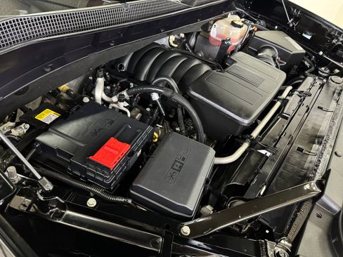 Used 2020 Chevrolet Silverado 1500 LT image 94