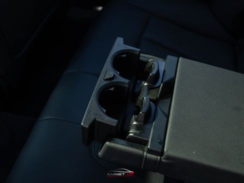 Used 2018 BMW 530i xDrive w/ Premium Package image 22