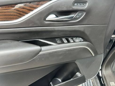 Used 2021 Cadillac Escalade ESV Sport Platinum AWD/4WD image 23