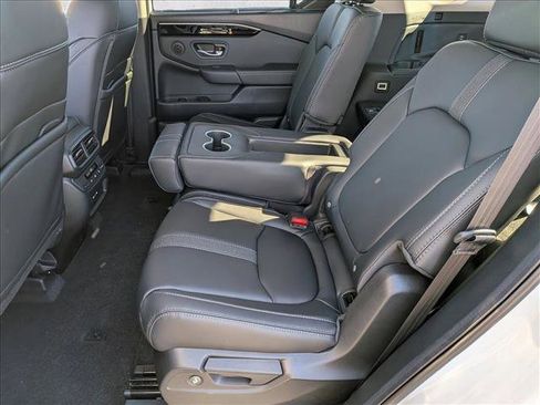 New 2025 Honda Pilot EX-L image 15