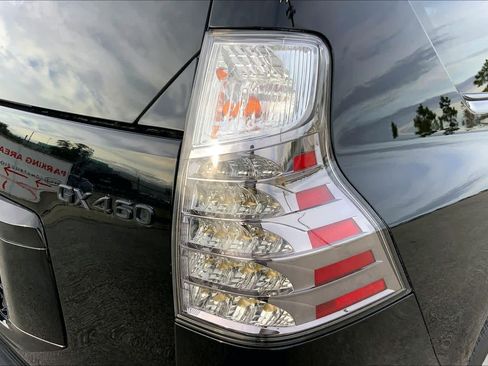 Used 2019 Lexus GX 460 image 29