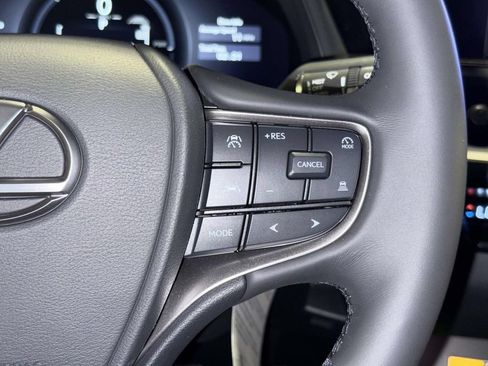 Used 2026 Lexus UX 300h AWD w/ Accessory Package (2T) image 19