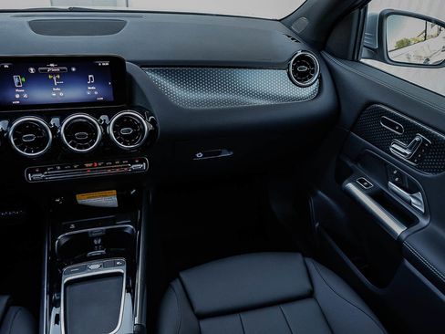 New 2026 Mercedes-Benz GLA 250 4MATIC image 15