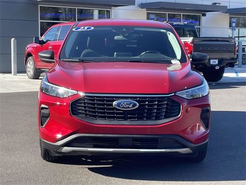 Certified 2025 Ford Escape Active image 30