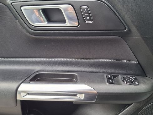 Used 2023 Ford Mustang Coupe RWD image 16