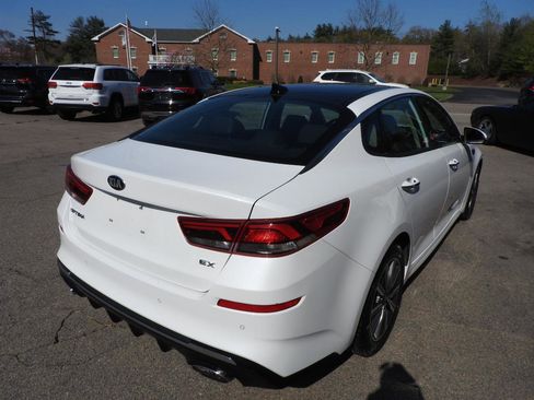 Used 2019 Kia Optima EX w/ EX Premium Package FWD image 4