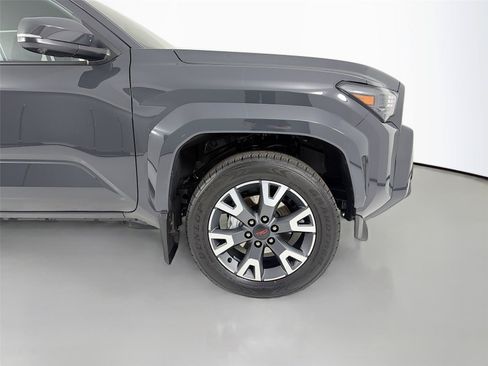 Used 2025 Toyota 4Runner TRD Sport Premium w/ Tow Technology Package AWD/4WD image 28