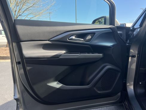 New 2026 Chevrolet Equinox EV LT AWD/4WD image 15
