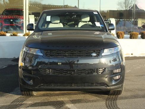 New 2026 Land Rover Range Rover Sport SE image 8