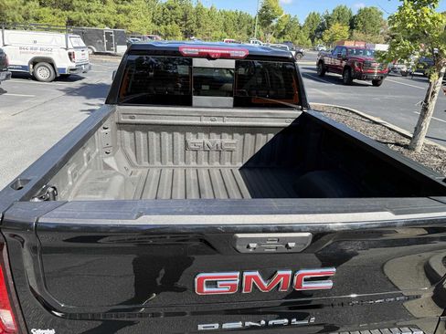 Used 2025 GMC Sierra 1500 Denali w/ Denali Reserve Package AWD/4WD image 6