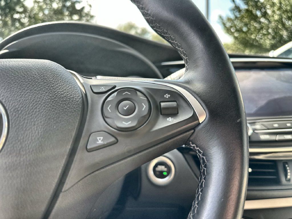 Used 2020 Buick Envision Preferred FWD image 32