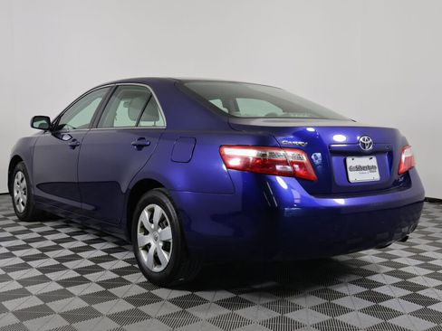 Used 2009 Toyota Camry LE image 4