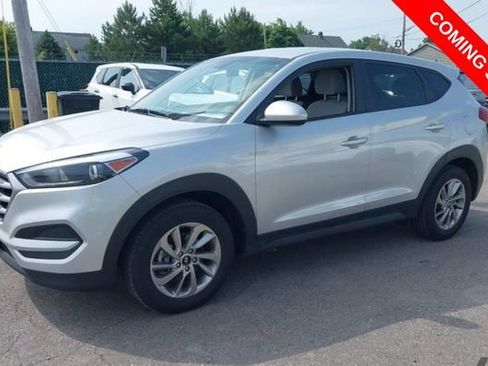 Used 2018 Hyundai Tucson SE FWD image 2
