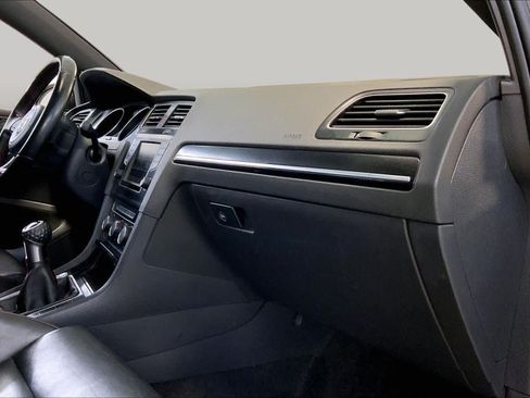 Used 2016 Volkswagen GTI SE w/ Lighting Package (SEL) FWD image 18
