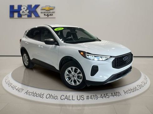 Used 2023 Ford Escape Active AWD/4WD image 1