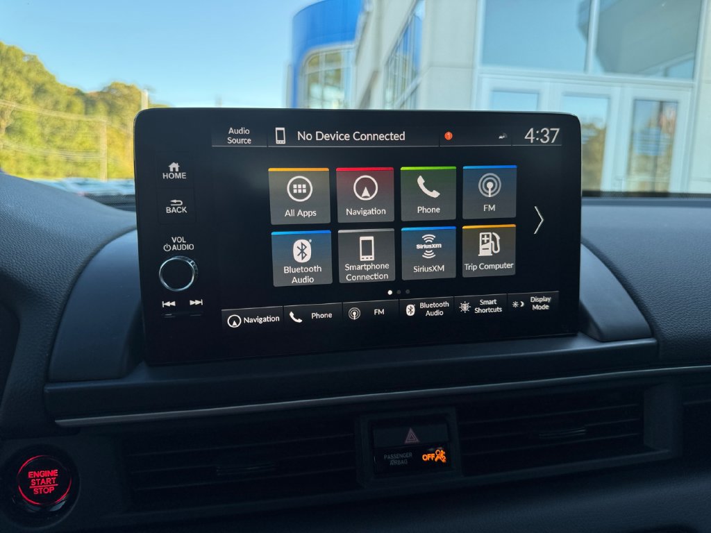 Used 2025 Honda Pilot Touring image 15