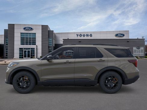 New 2026 Ford Explorer Tremor image 3