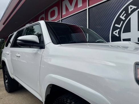 Used 2020 Toyota 4Runner TRD Off-Road Premium w/ Moonroof Package AWD/4WD image 2